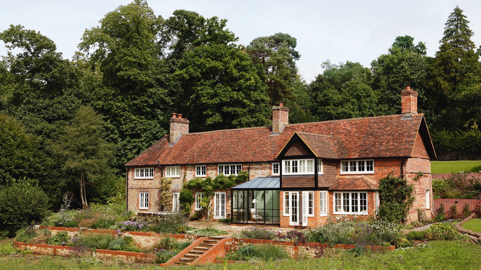 Studio Peake brings a fresh spirit to this Arts & Crafts house in Surrey