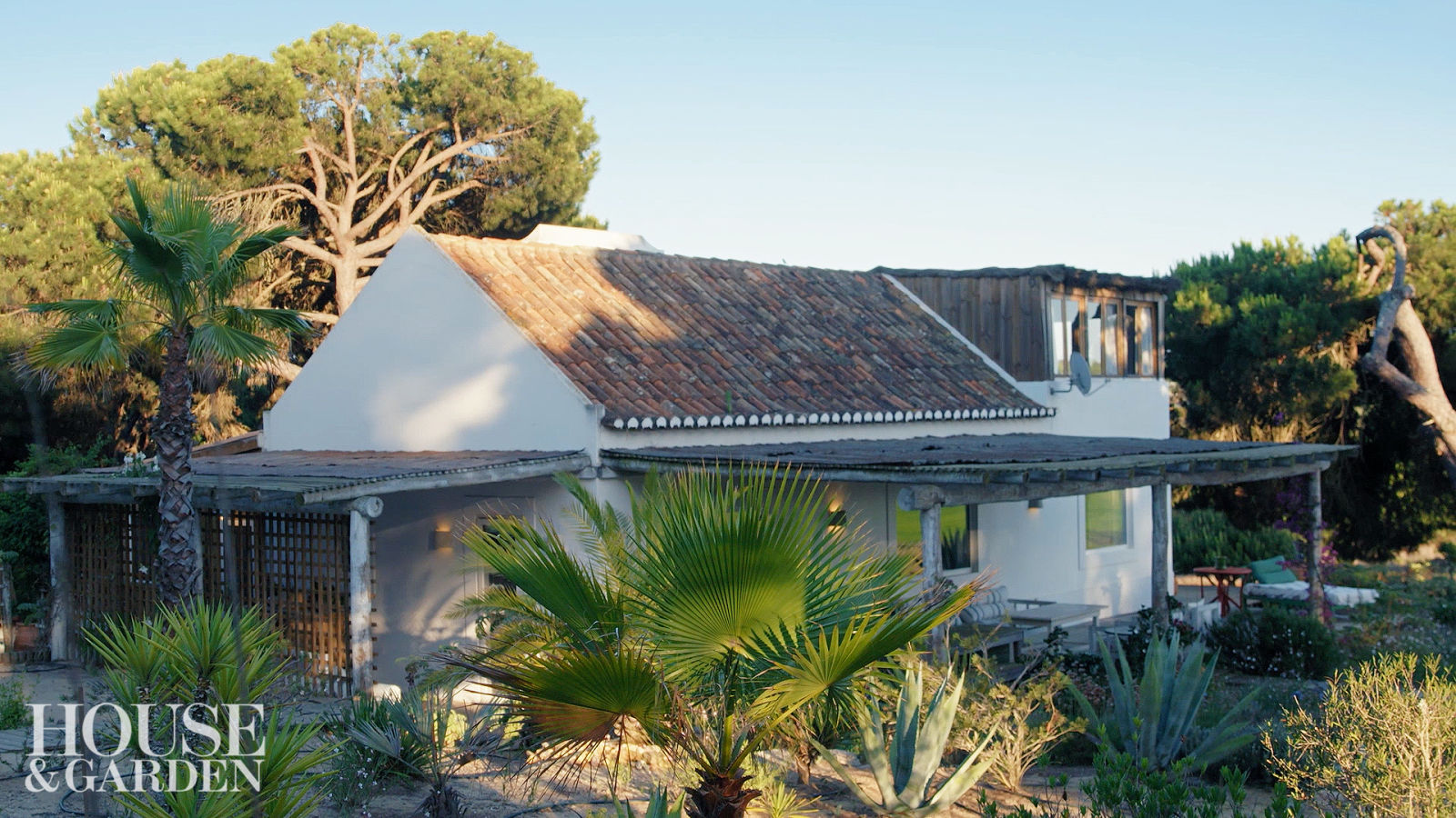 Inside Carolina Irving’s coastal retreat secluded on Portugal’s west coast